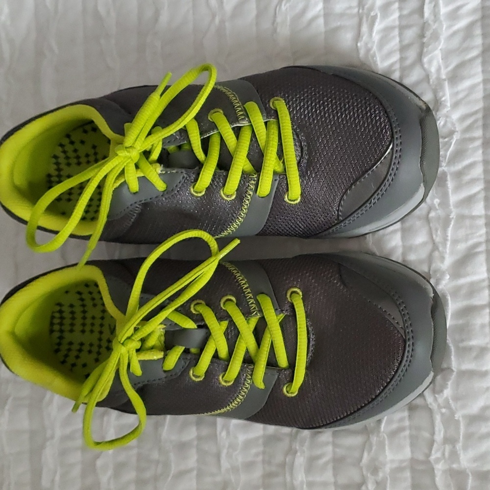 Vionic Kona Fitness Athletic Walking Shoes Sneakers Size 6.5